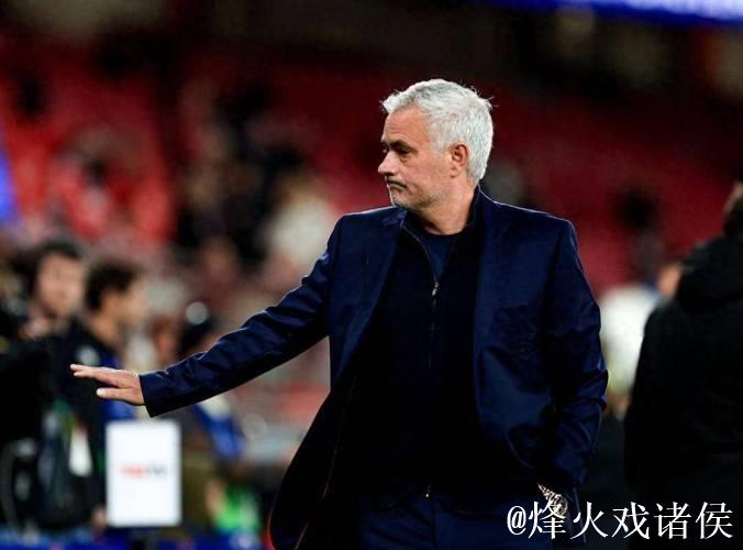 穆里尼奥逆境爆发:62岁传奇带队欧冠两连胜,排名狂升10位 穆里尼奥逆境爆发:62岁传奇带队欧冠两连胜,排名狂升10位